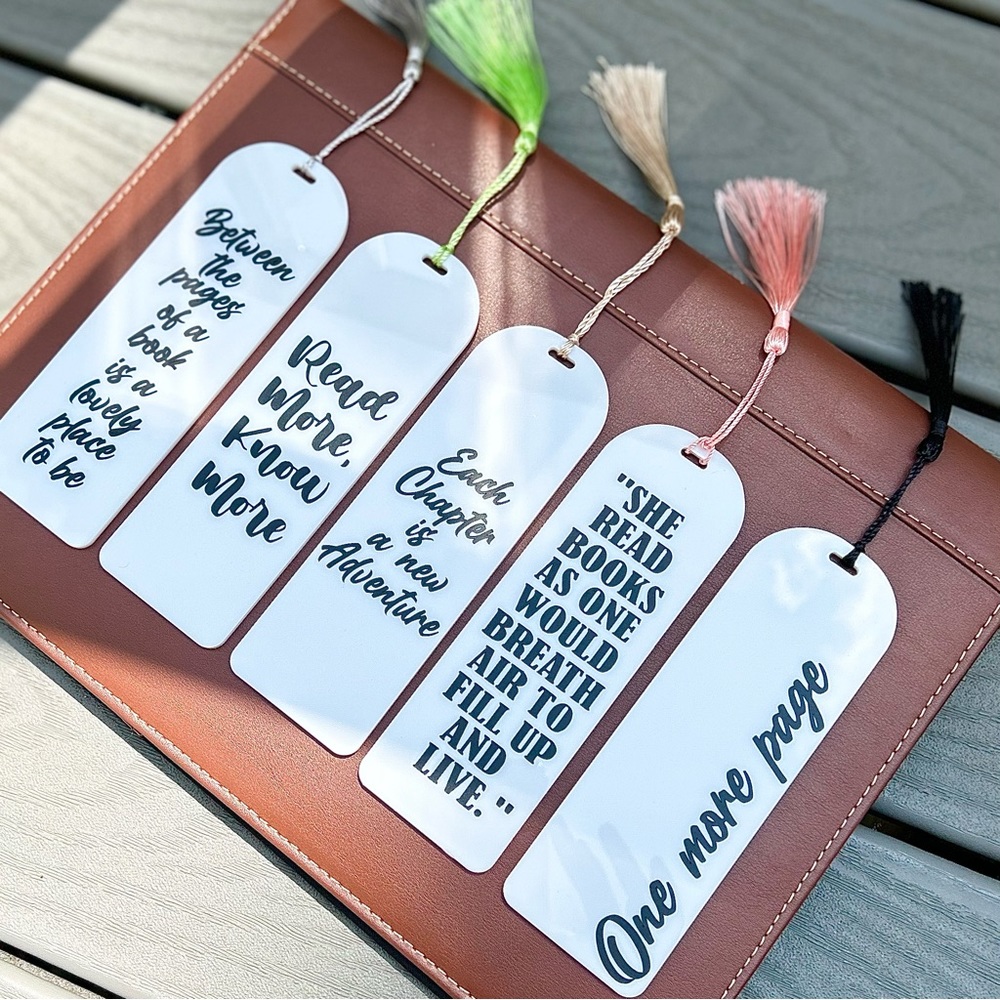 Acrylic Bookmark gift , Bookmark with vinyl sign